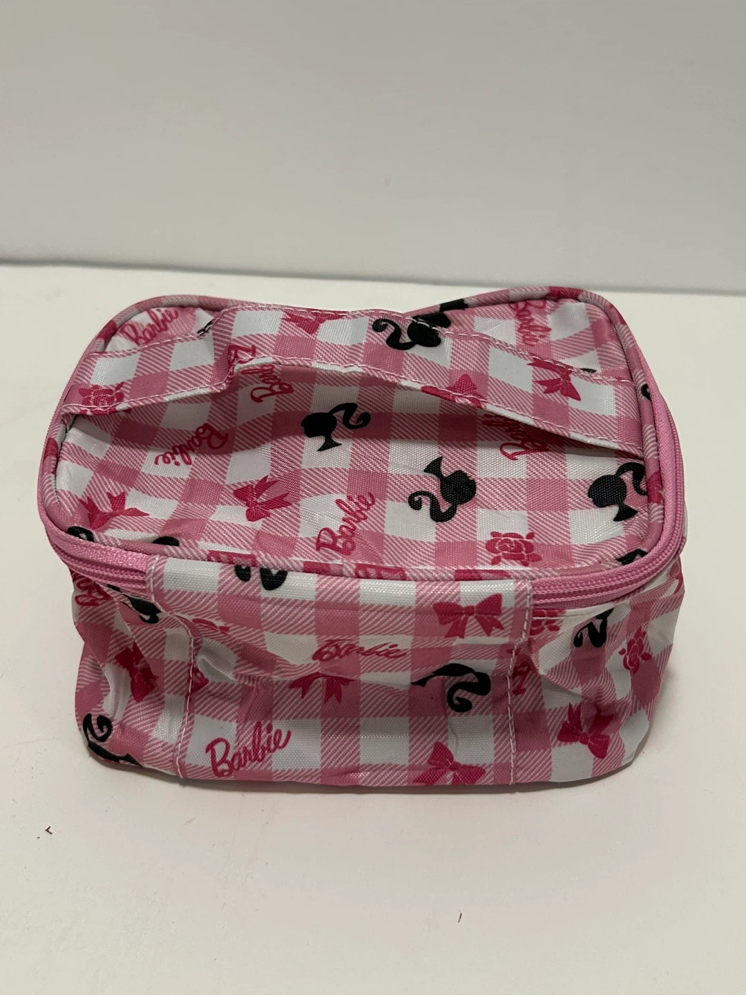 ⚽️ Preowned Barbie Makeup Cosmetic Accessories Pink Bag - photo 3