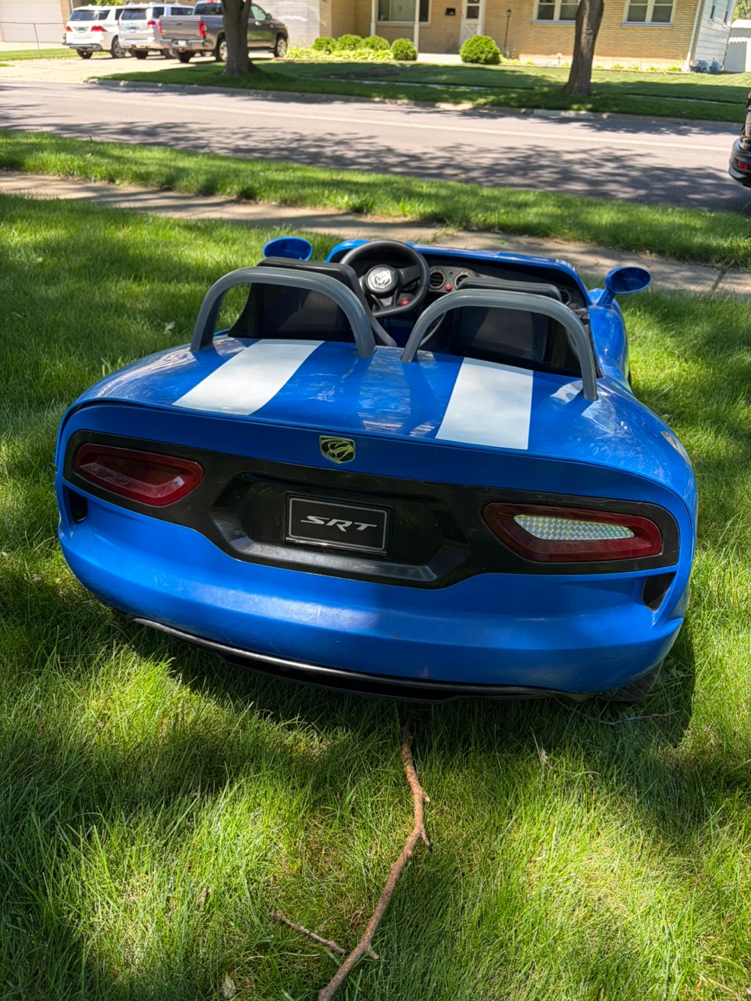 12 Volt Blue Ride-On Dodge Viper SRT Kids Car - photo 5