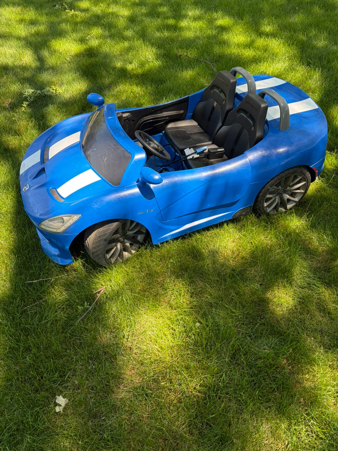 12 Volt Blue Ride-On Dodge Viper SRT Kids Car - photo 2
