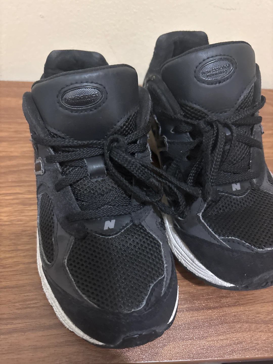 ⚽ New Balance PC2002BK Black Running Shoes