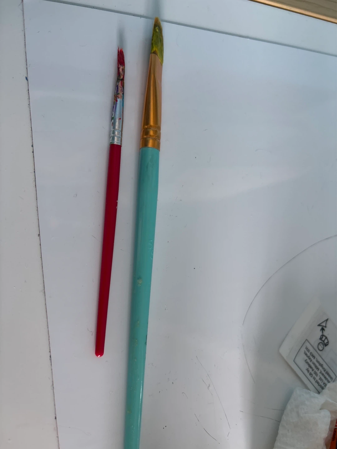 Set of 2 Paint Brushes⚽️
