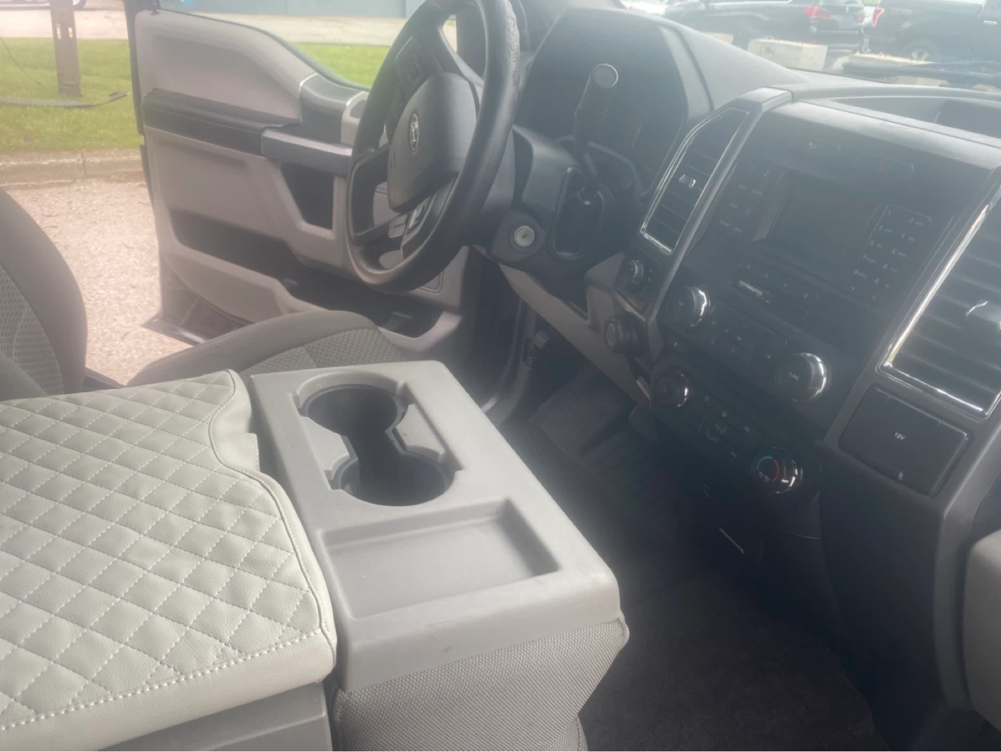 Black Ford F-150 SuperCrew - photo 5