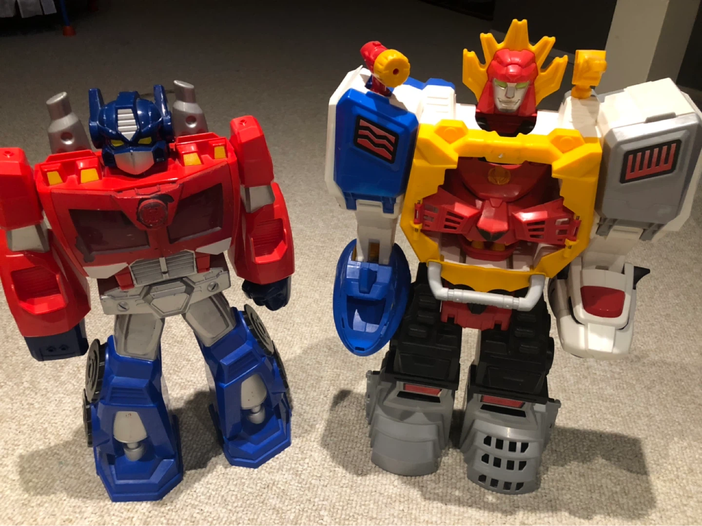 Transformers Optimus Prime and Lion Robot Toys