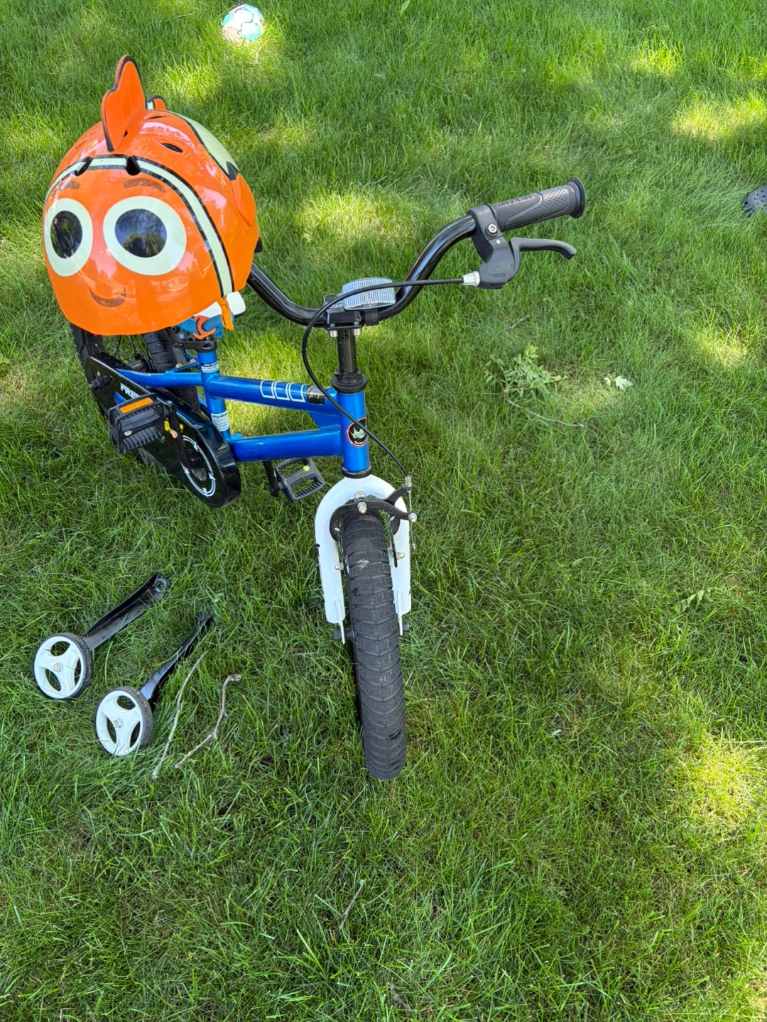 Blue Freestyle BMX Bike with FREE Nemo Helmet - photo 2