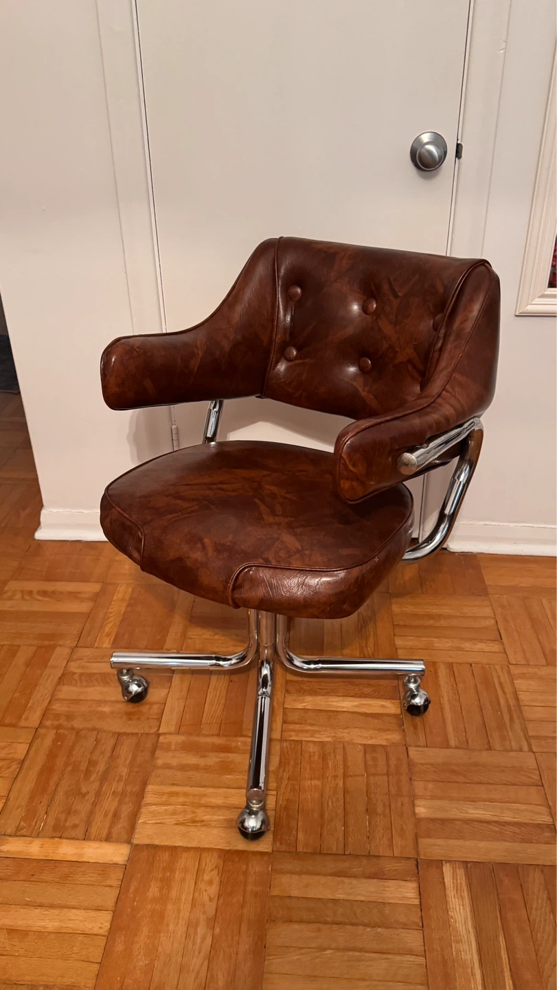 Mid-Century Modern Tufted Office Chair