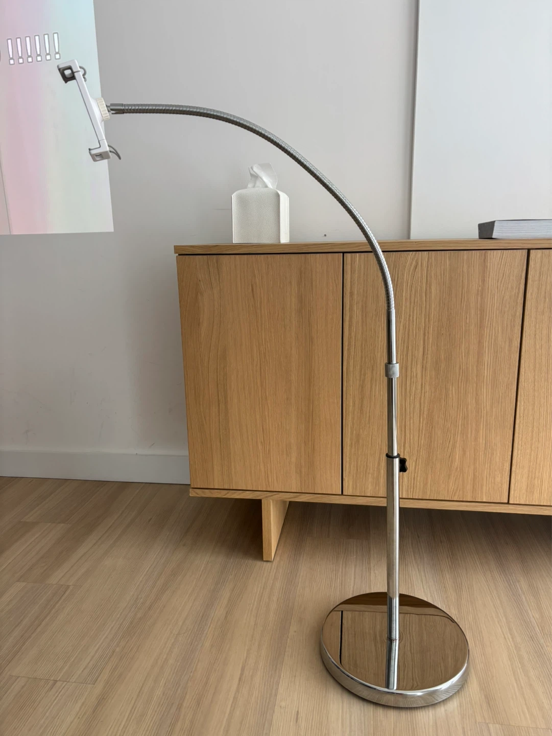 Lamicall table /phone stand