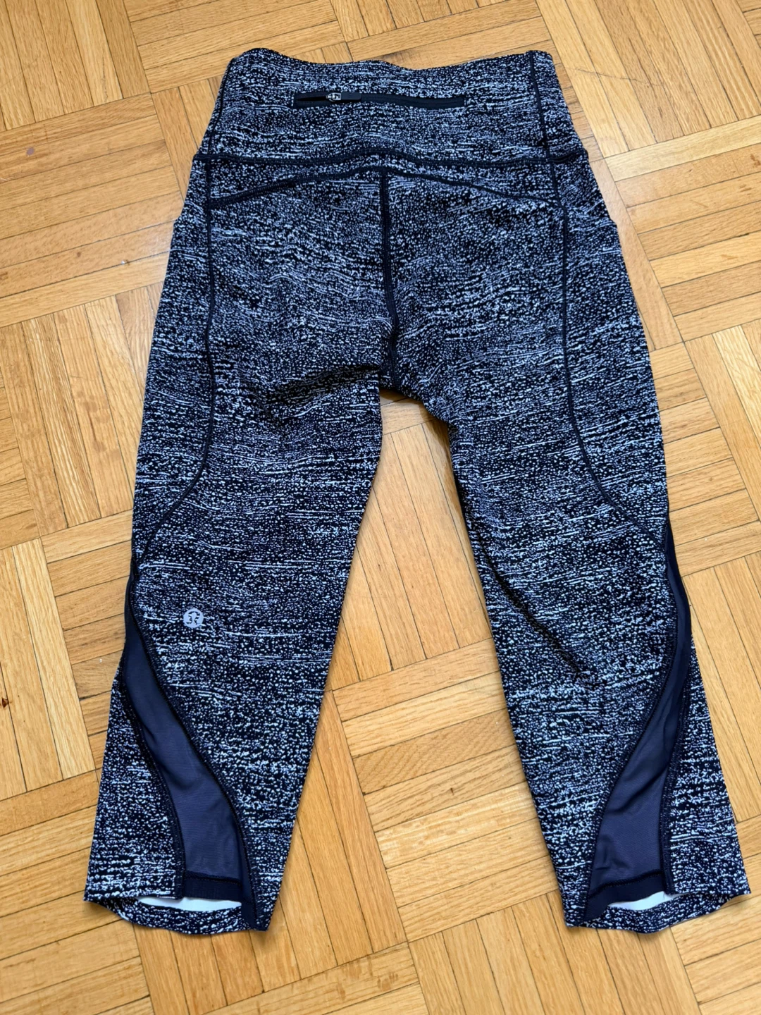 Lululemon Cropped Leggings Size 4