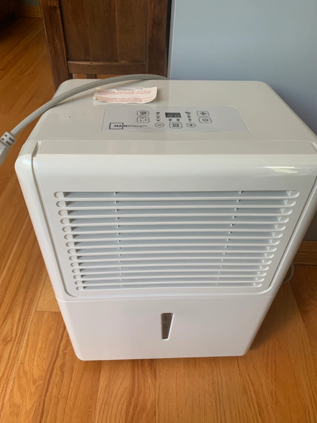 Mainstays White Dehumidifier