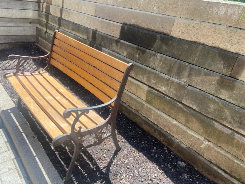 Classic Heavy Cast Iron & Polywood Garden Bench – 4ft - photo 2