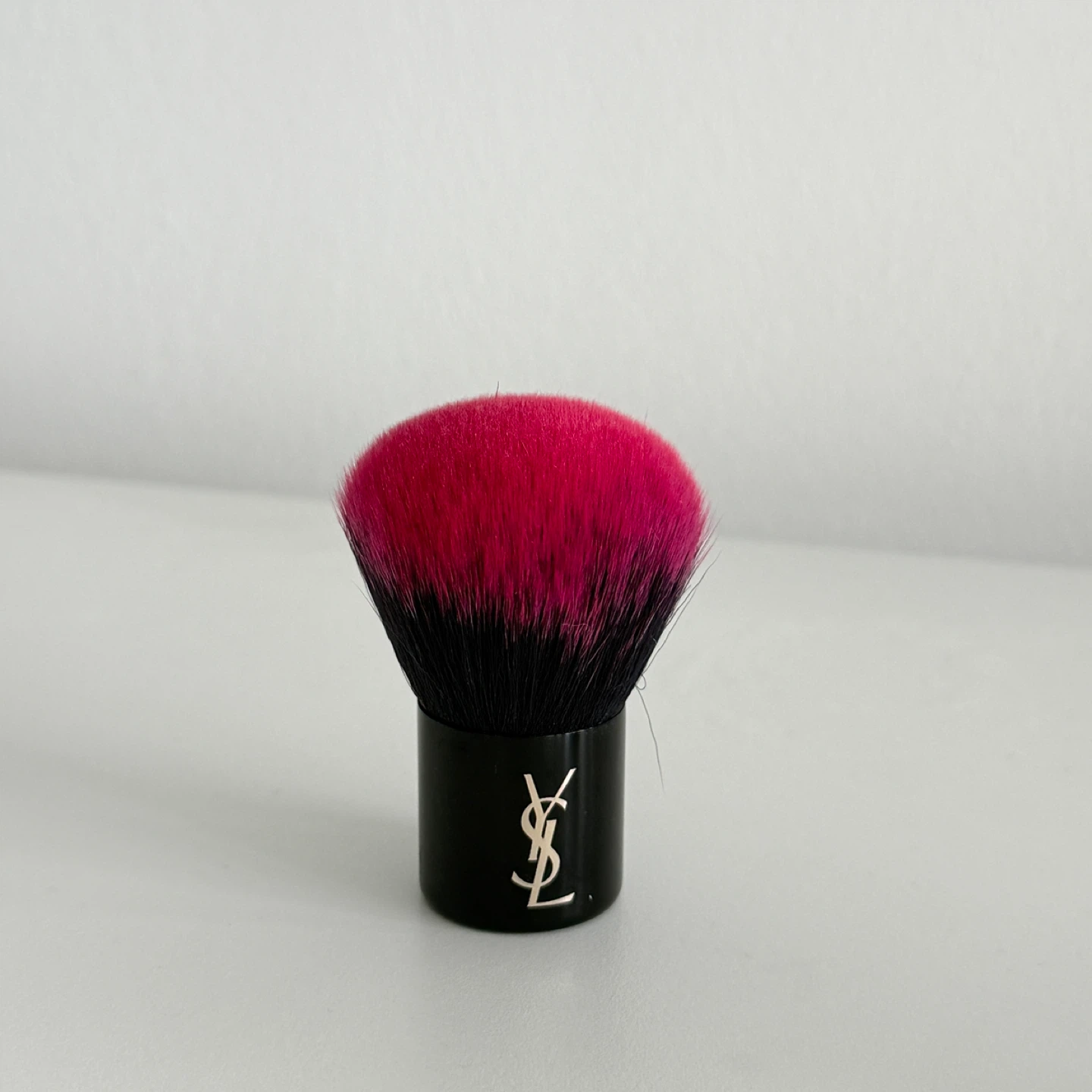 Yves Saint Laurent Makeup Blush Brush - photo 2