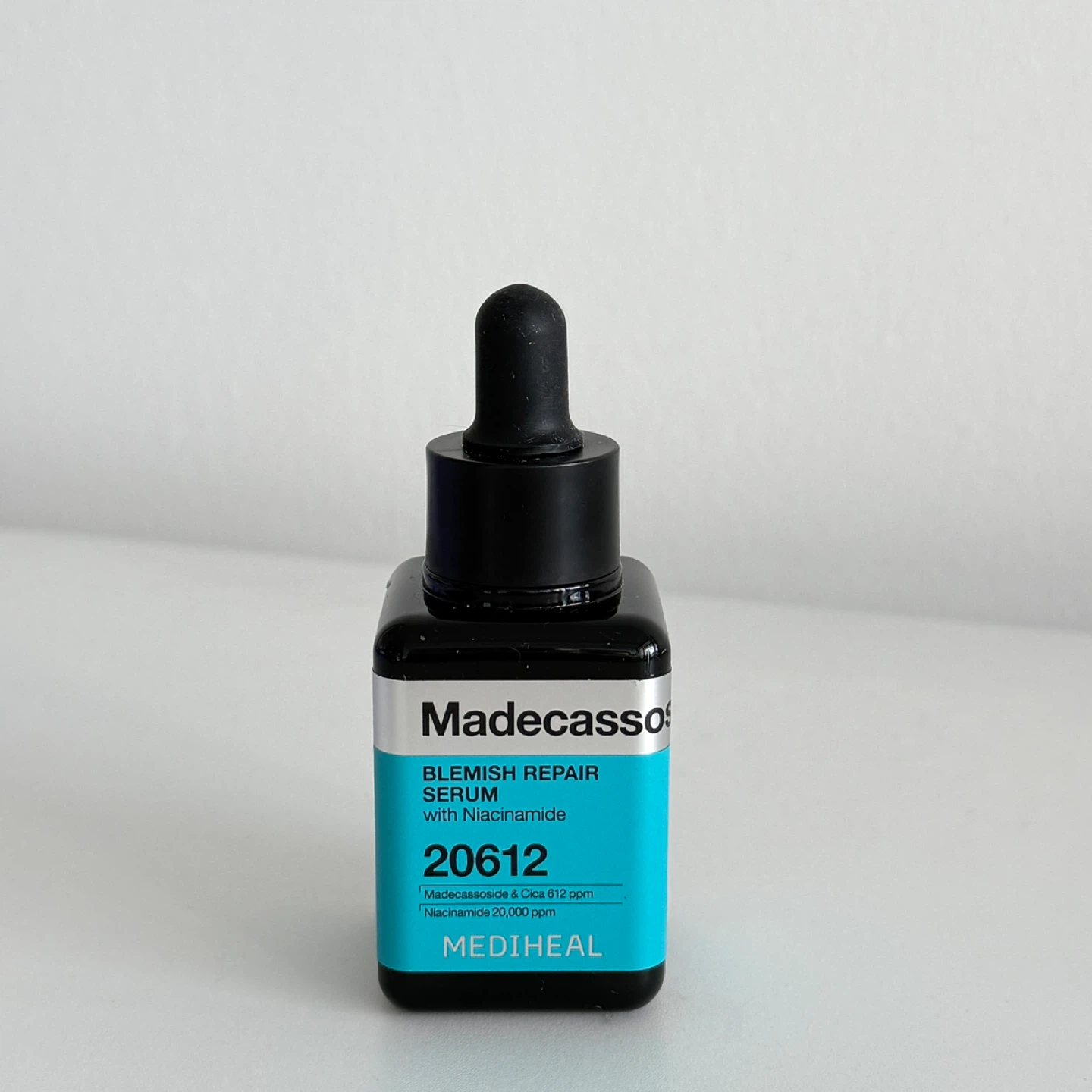 Brand new: MEDIHEAL Madecassoside Blemish Repair Serum