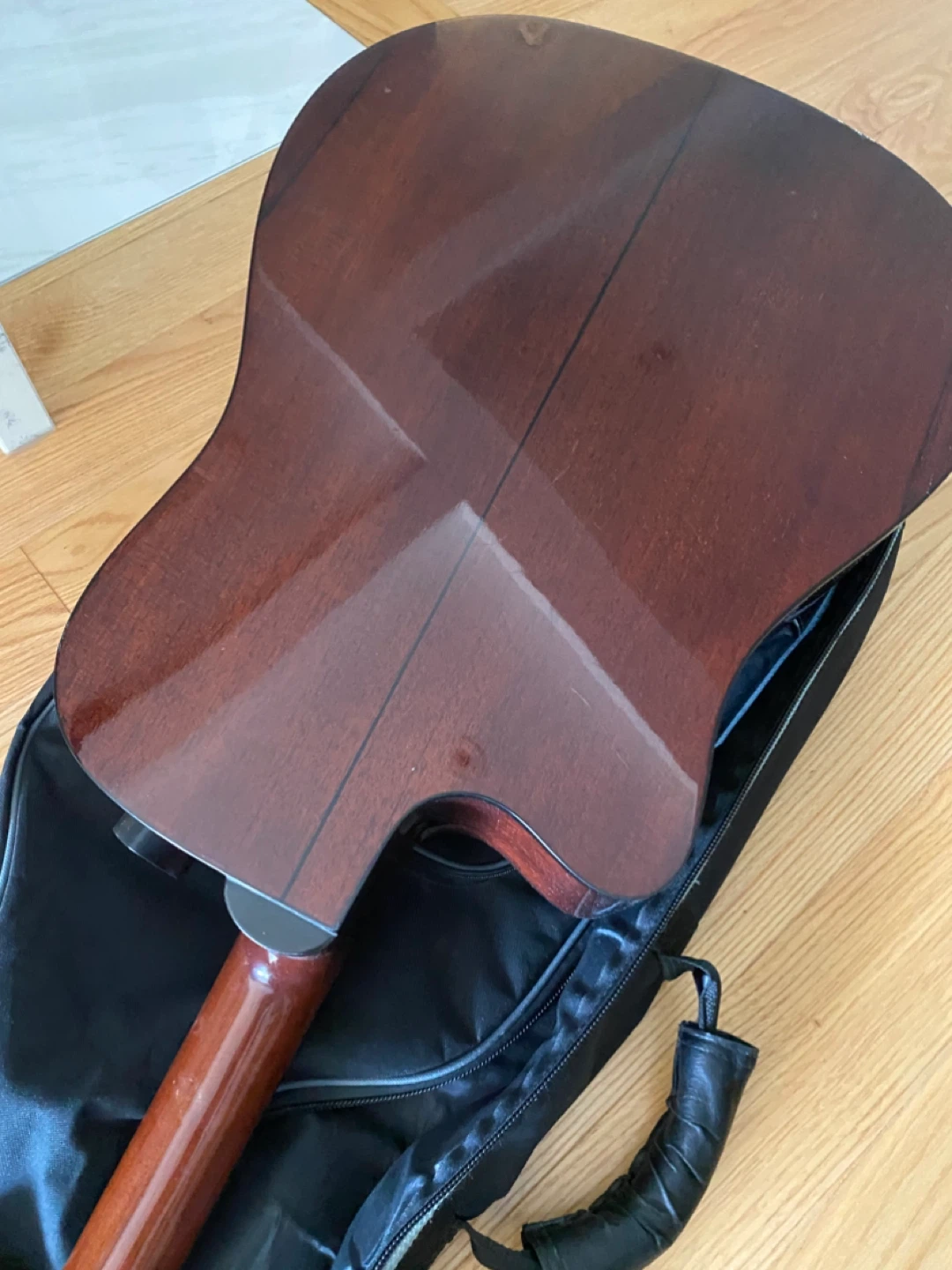 Excellent acoustic electric guitar