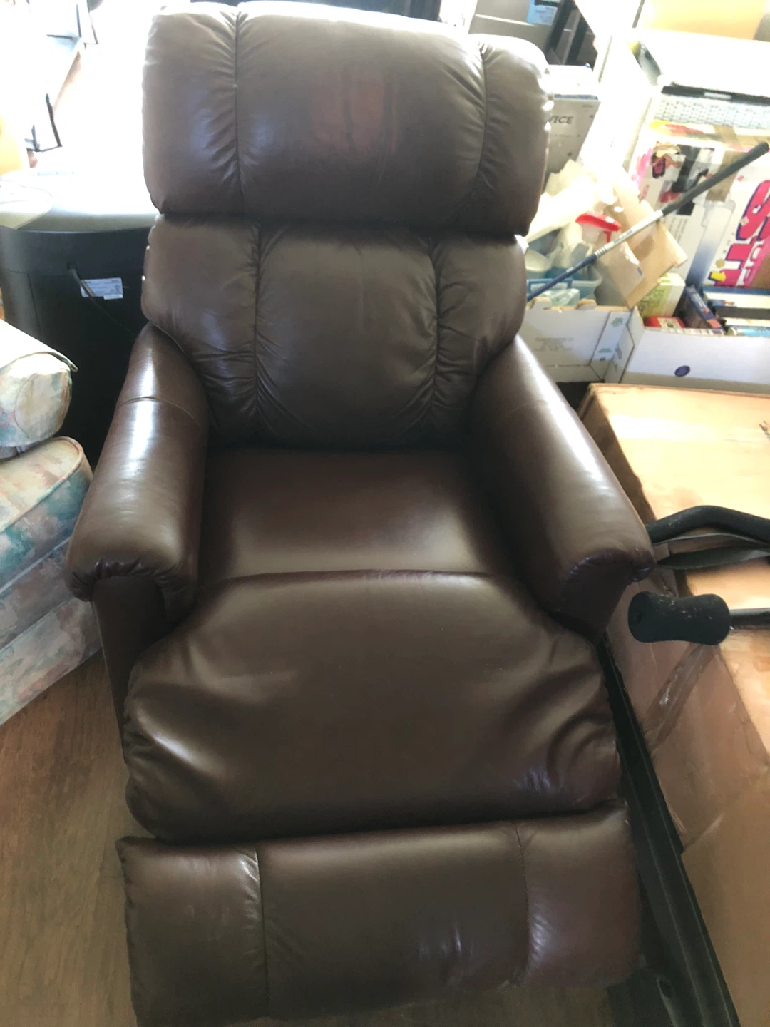 Lazy-Boy Pinnacle Leather Rocker Recliner - photo 2
