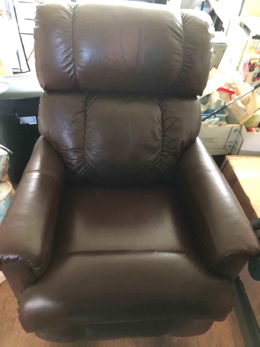 Lazy-Boy Pinnacle Leather Rocker Recliner