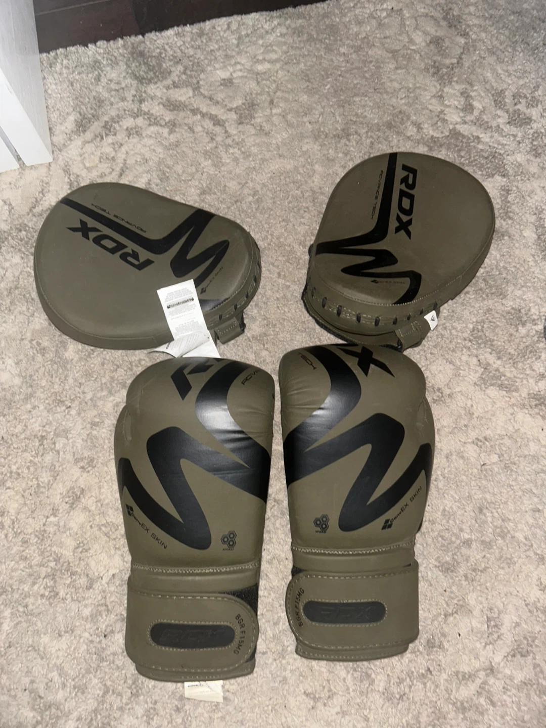RDX Boxing Gloves and Mitts Set - photo 2