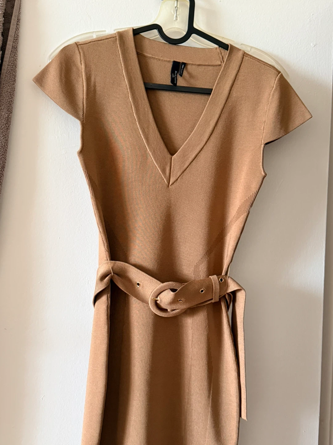 Guess Brown V-Neck Belted Knit Dress - photo 4
