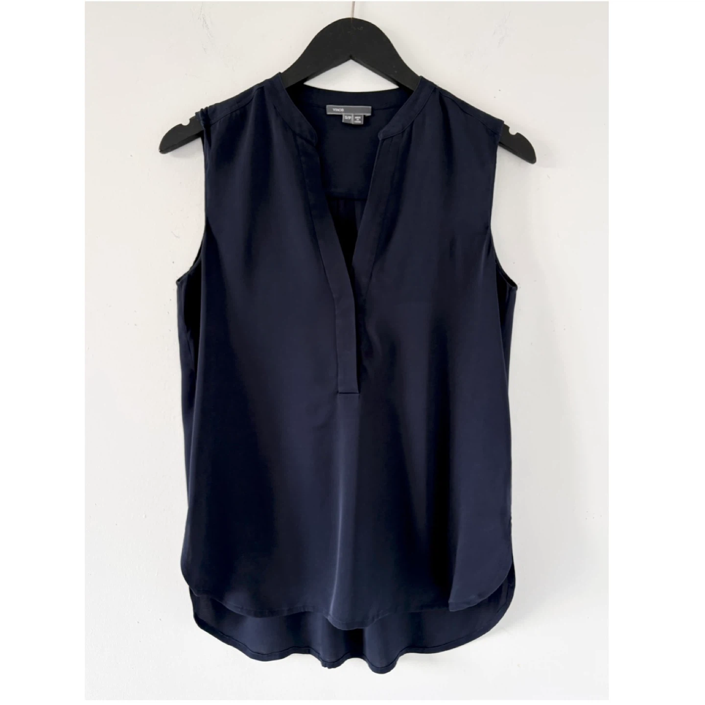 Vince Silk Blend Sleeveless Blouse