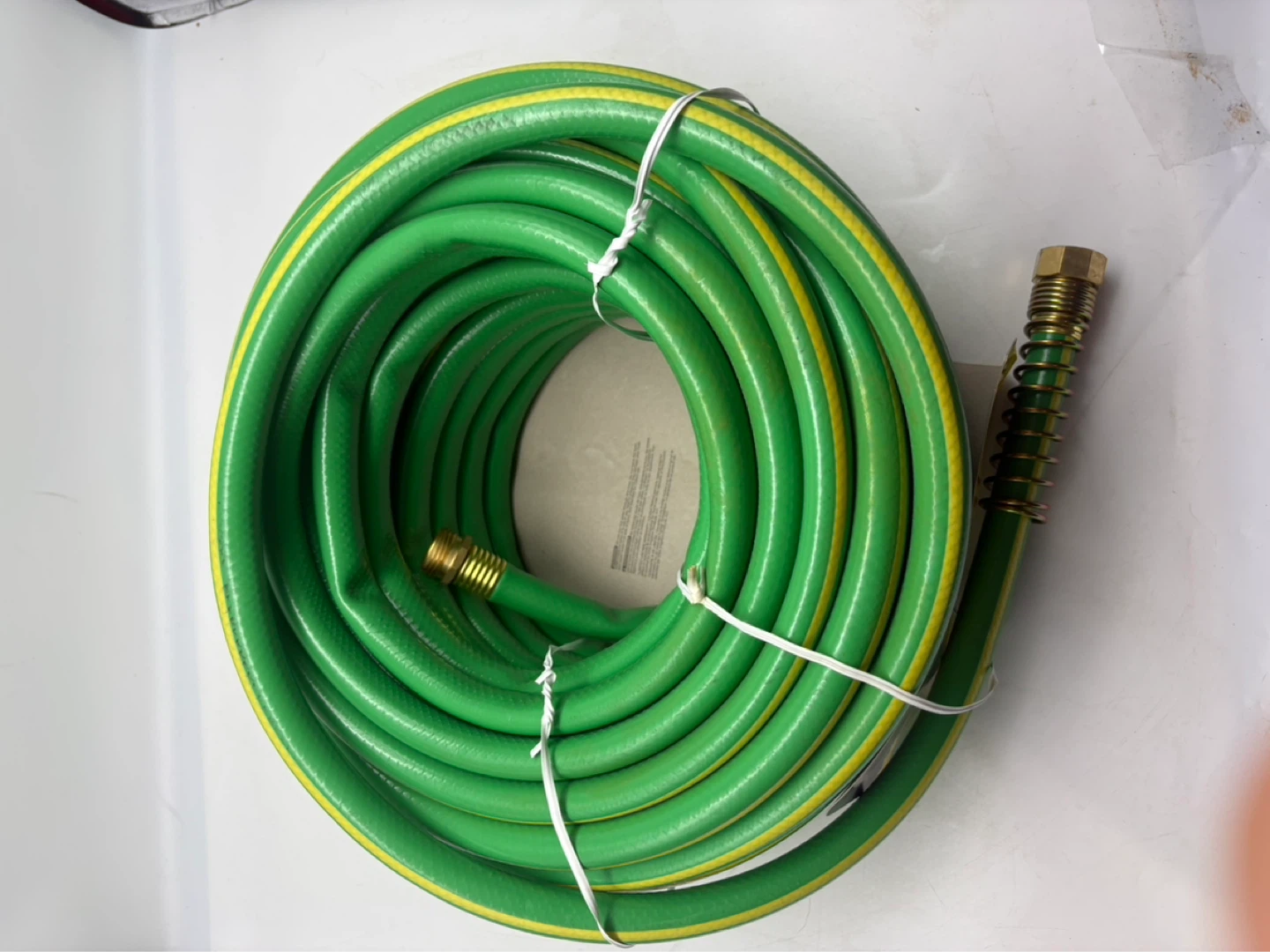 Miracle-Gro Heavy Duty Garden Hose 100 ft - photo 3