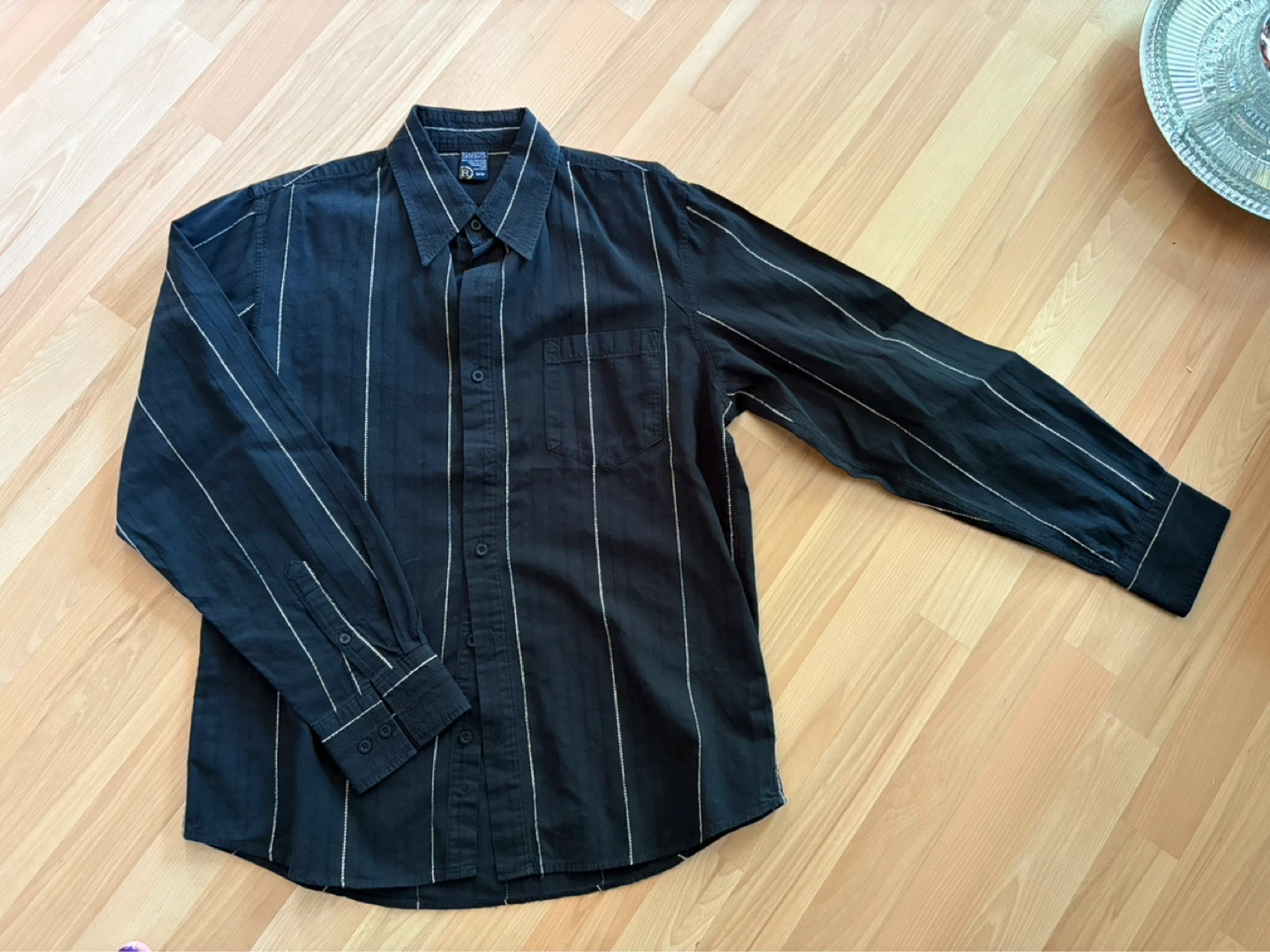 Men’s Shirt Size Medium ⚽️