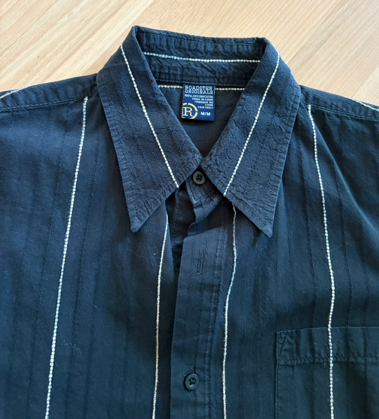 Men’s Shirt Size Medium ⚽️ - photo 2
