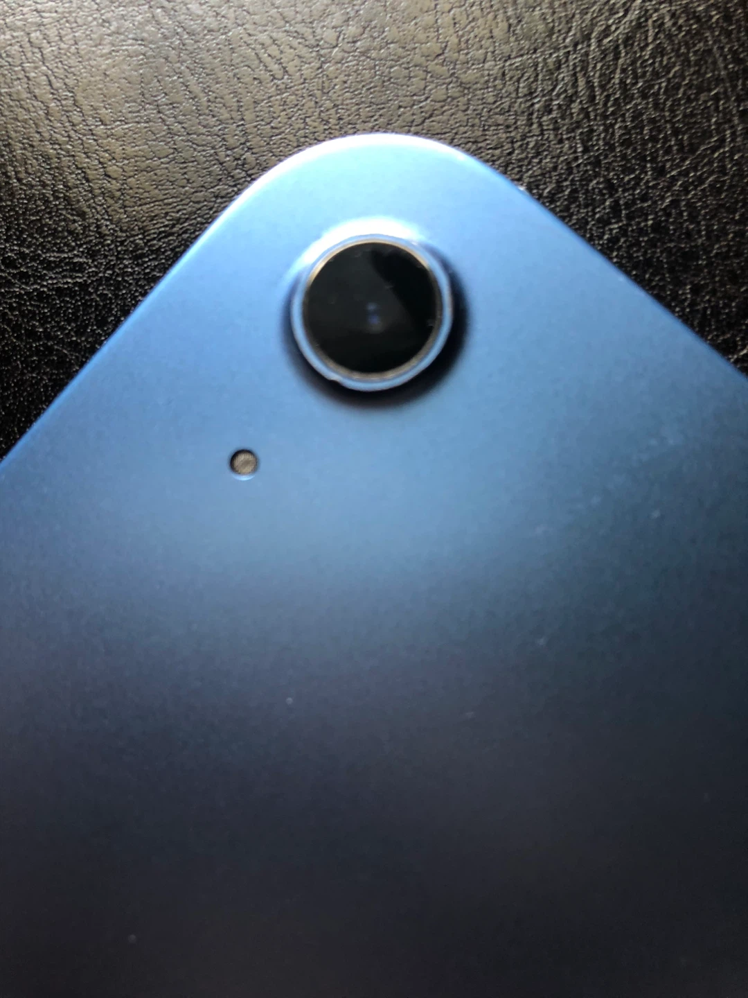 Apple iPad 10tj generation in blue - photo 5