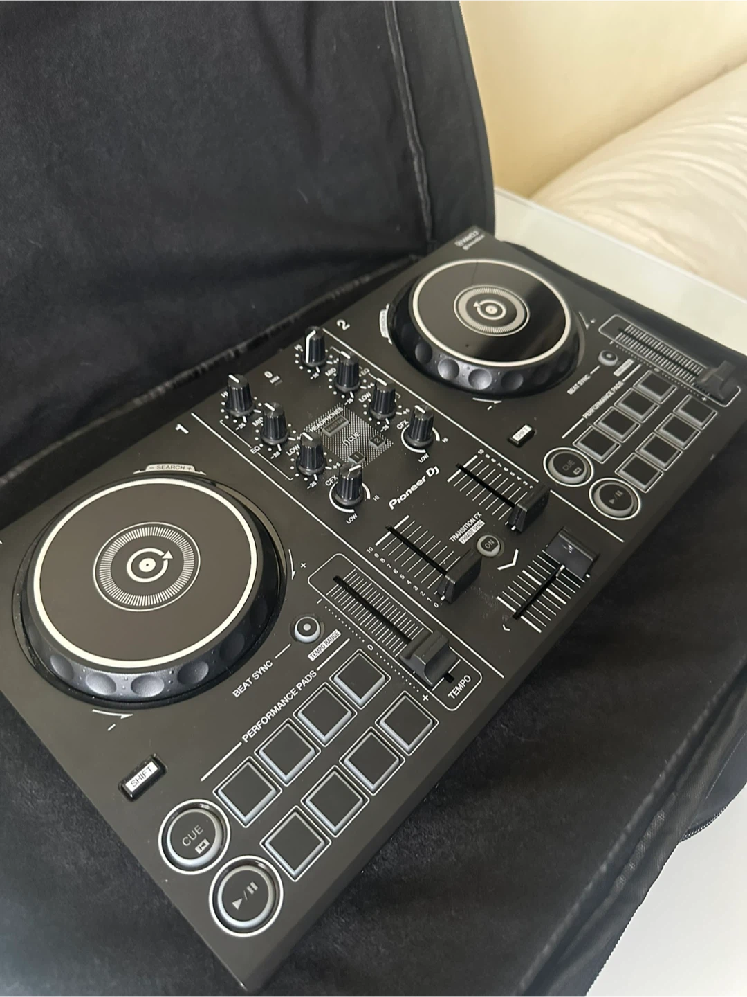 Pioneer DJ DDJ-200 DJ Controller
