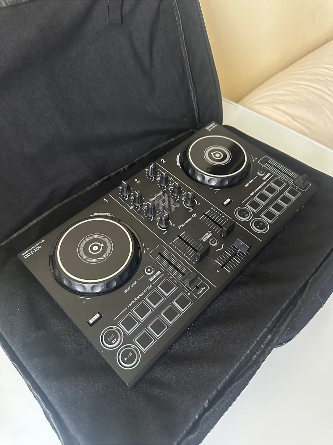 Pioneer DJ DDJ-200 DJ Controller - photo 3