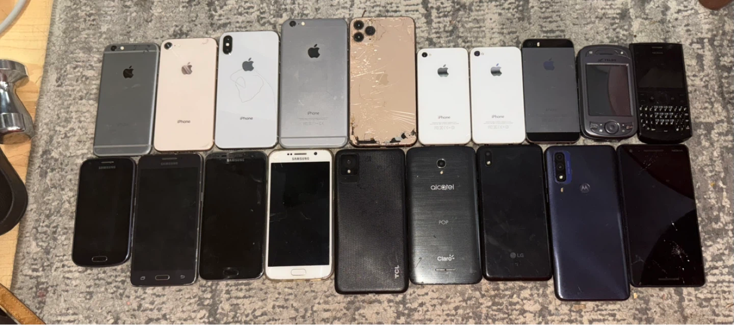 19 Used Parts phones for Sale