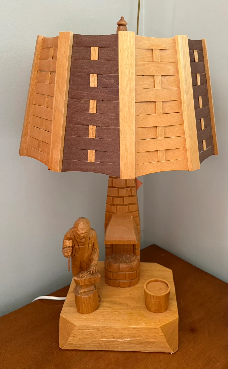 Vintage Caron Hand Carved Canadian Folklore Art  Lamp