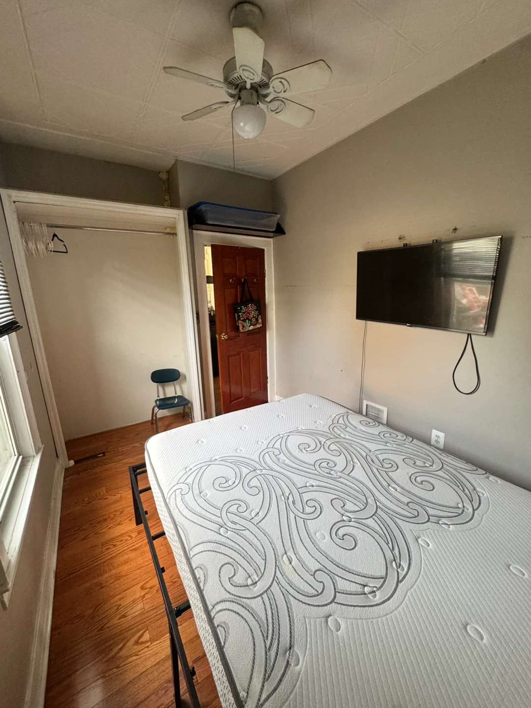 Room for rent - photo 2