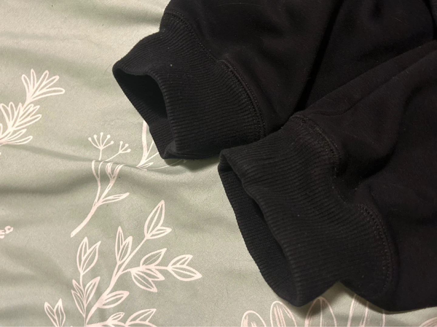 UNIQLO HEATTECH Black Joggers - size s - photo 4