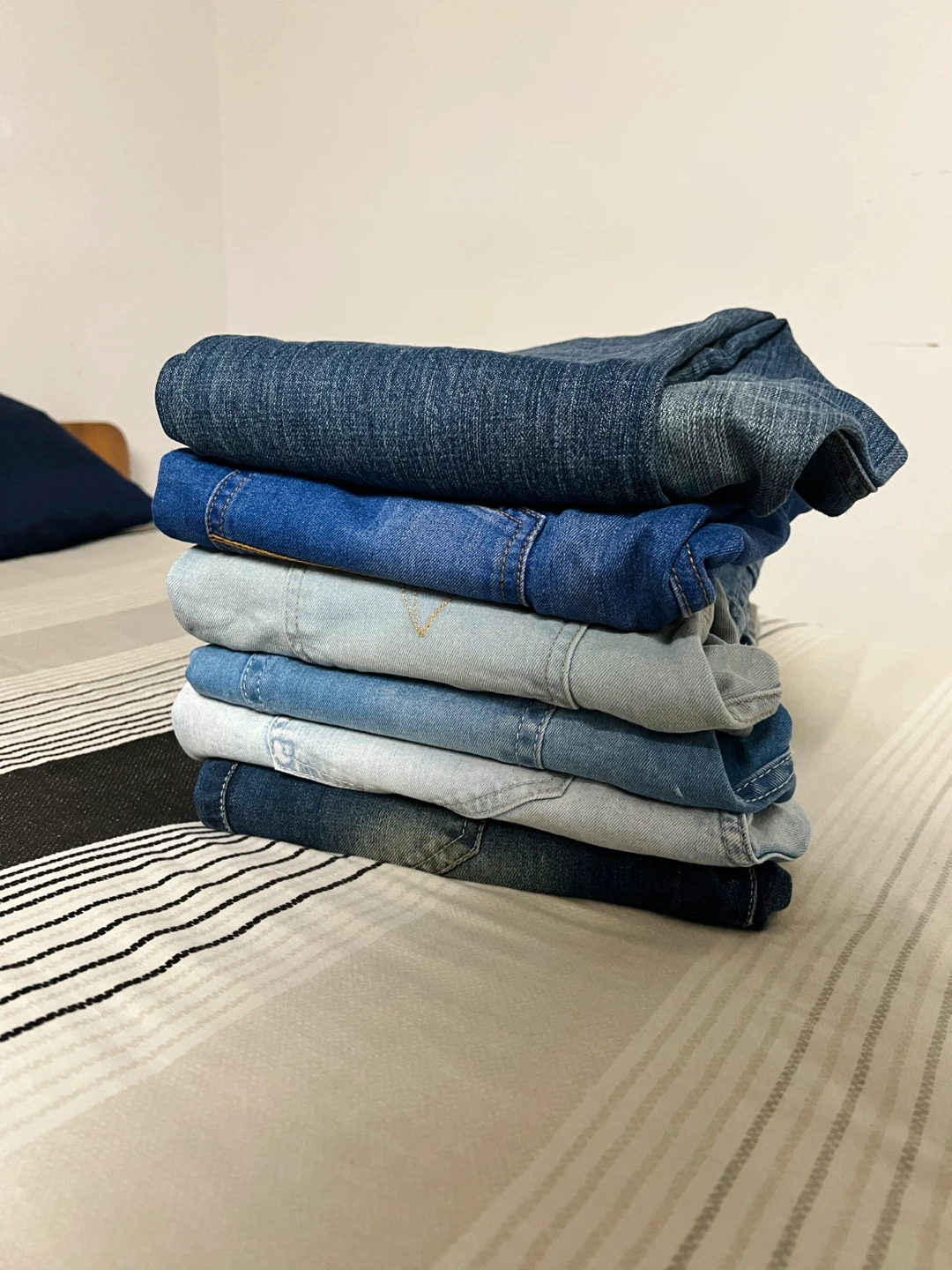 Mens 12 Pairs Of Pants - Very affordable price