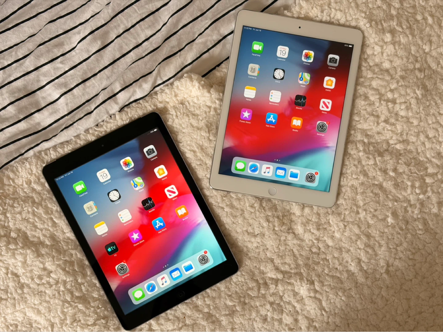 Apple iPad Air Tablets (2-Pack)