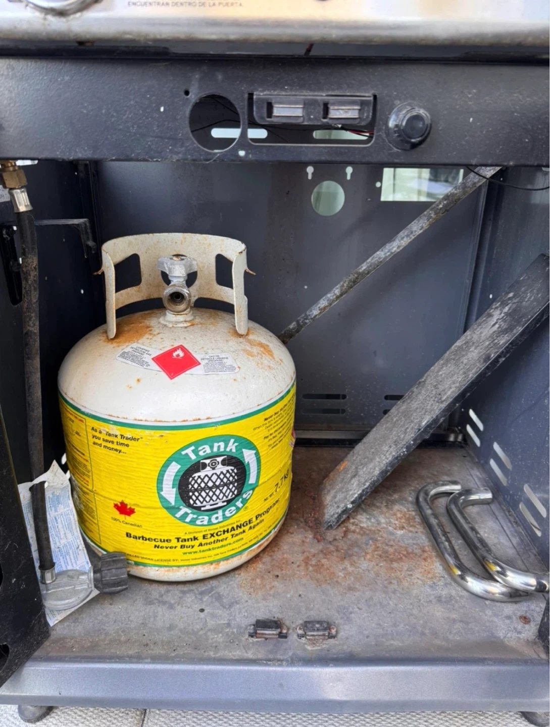 Broil-Mate Baron BBQ Grill with Propane Tank - photo 5