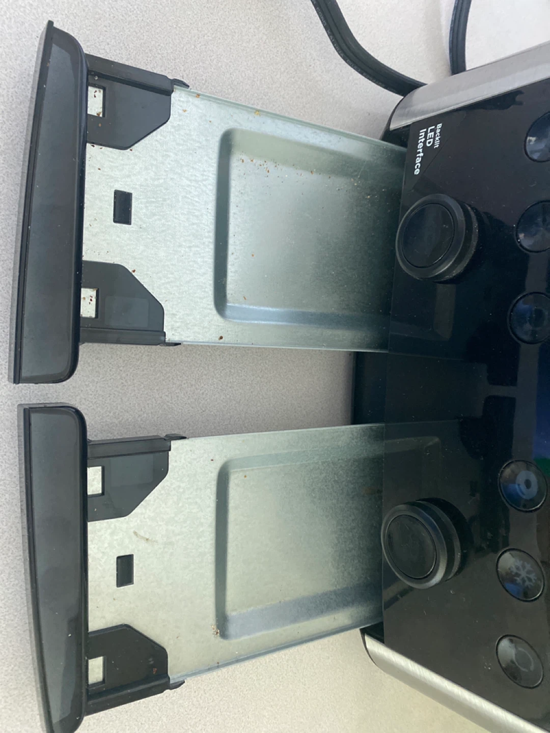 OXO 4-Slice Toaster - photo 4