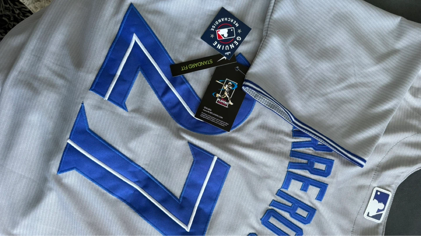 Nike Toronto Blue Jays Guerrero Jr. 27 World Series Jersey ⚽ - photo 4