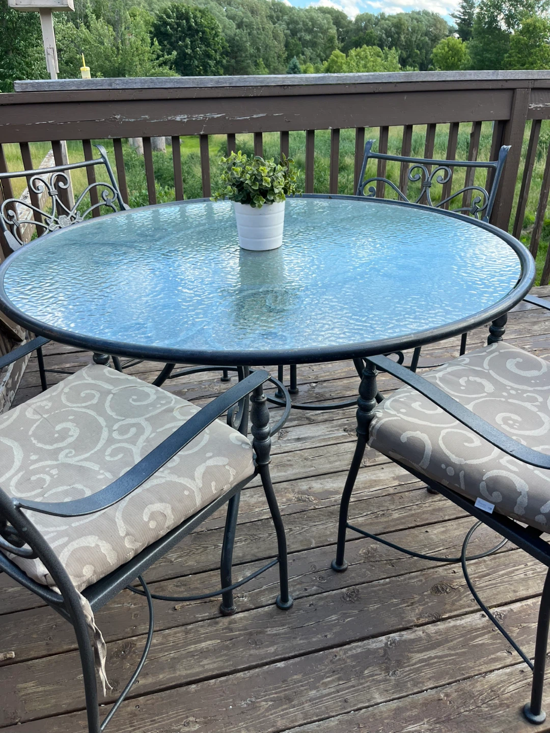 Patio Dining Set with Glass Table and 4 Chairs
