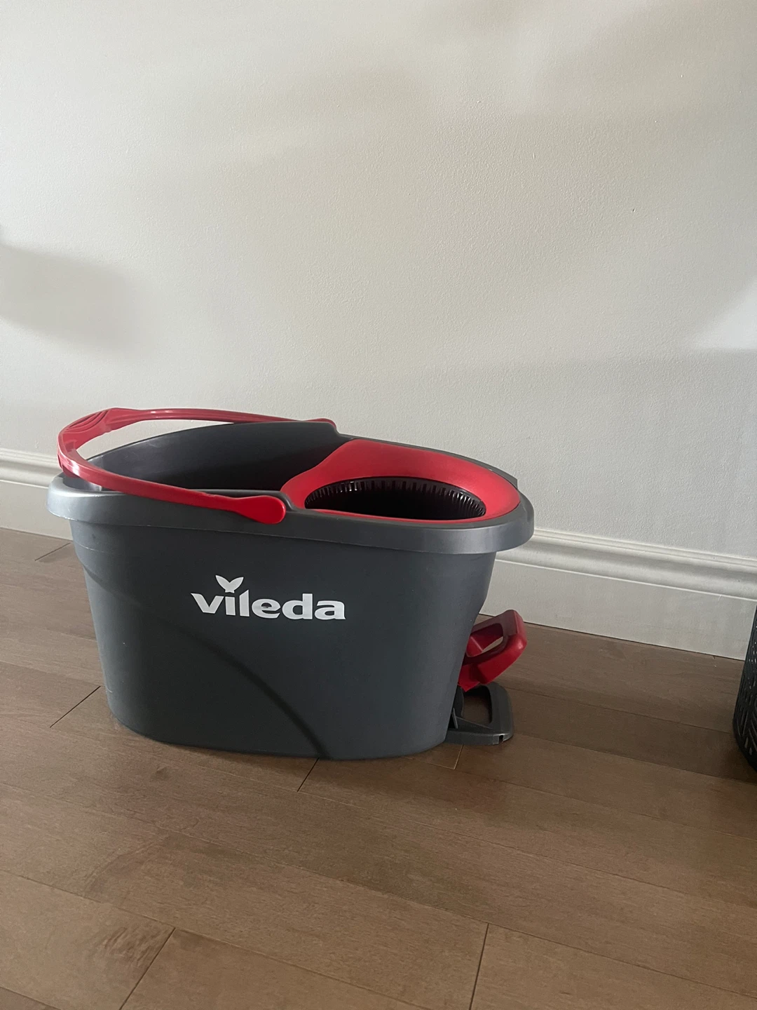 Vileda EasyWring Mop Bucket System