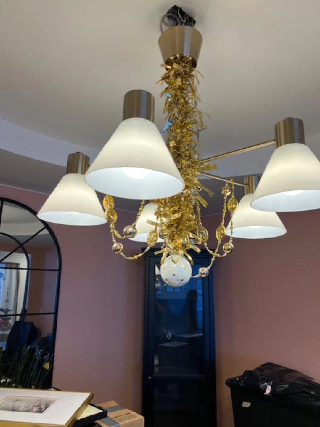 Ceiling chandelier