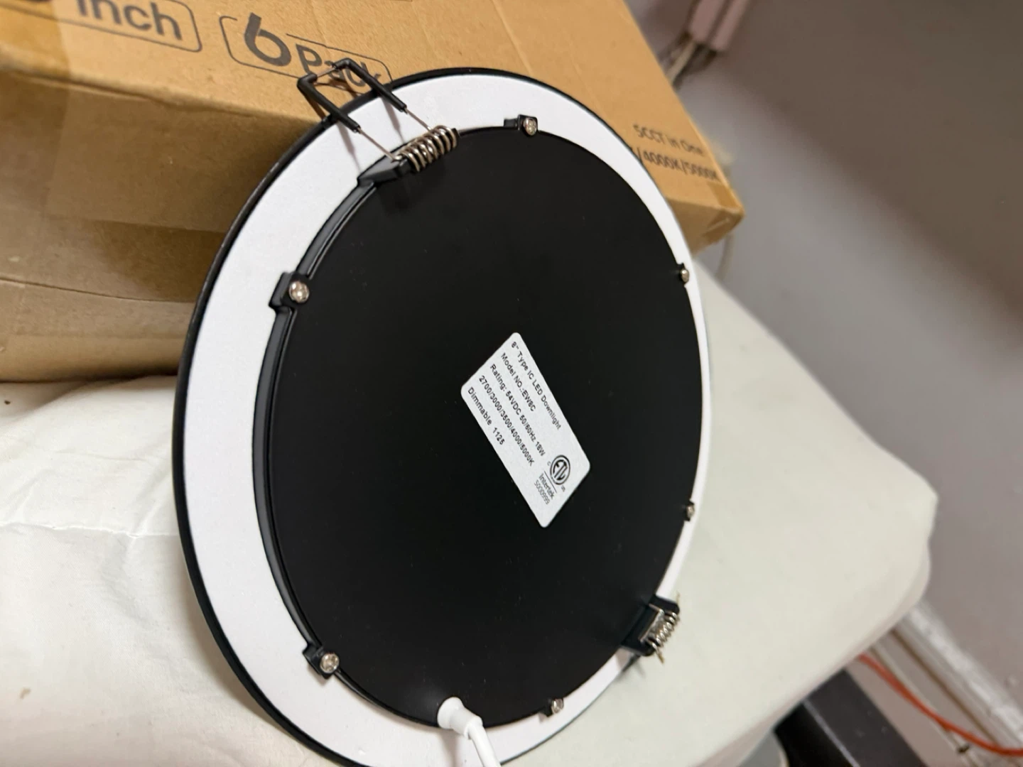 8-inch LED Recessed Light Fixture - photo 3