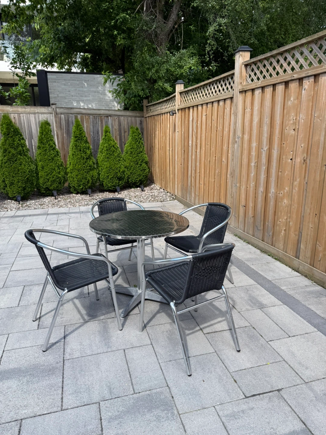 Outdoor cafe table and 4 chairs excellent condition - photo 2