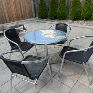 Outdoor cafe table and 4 chairs excellent condition