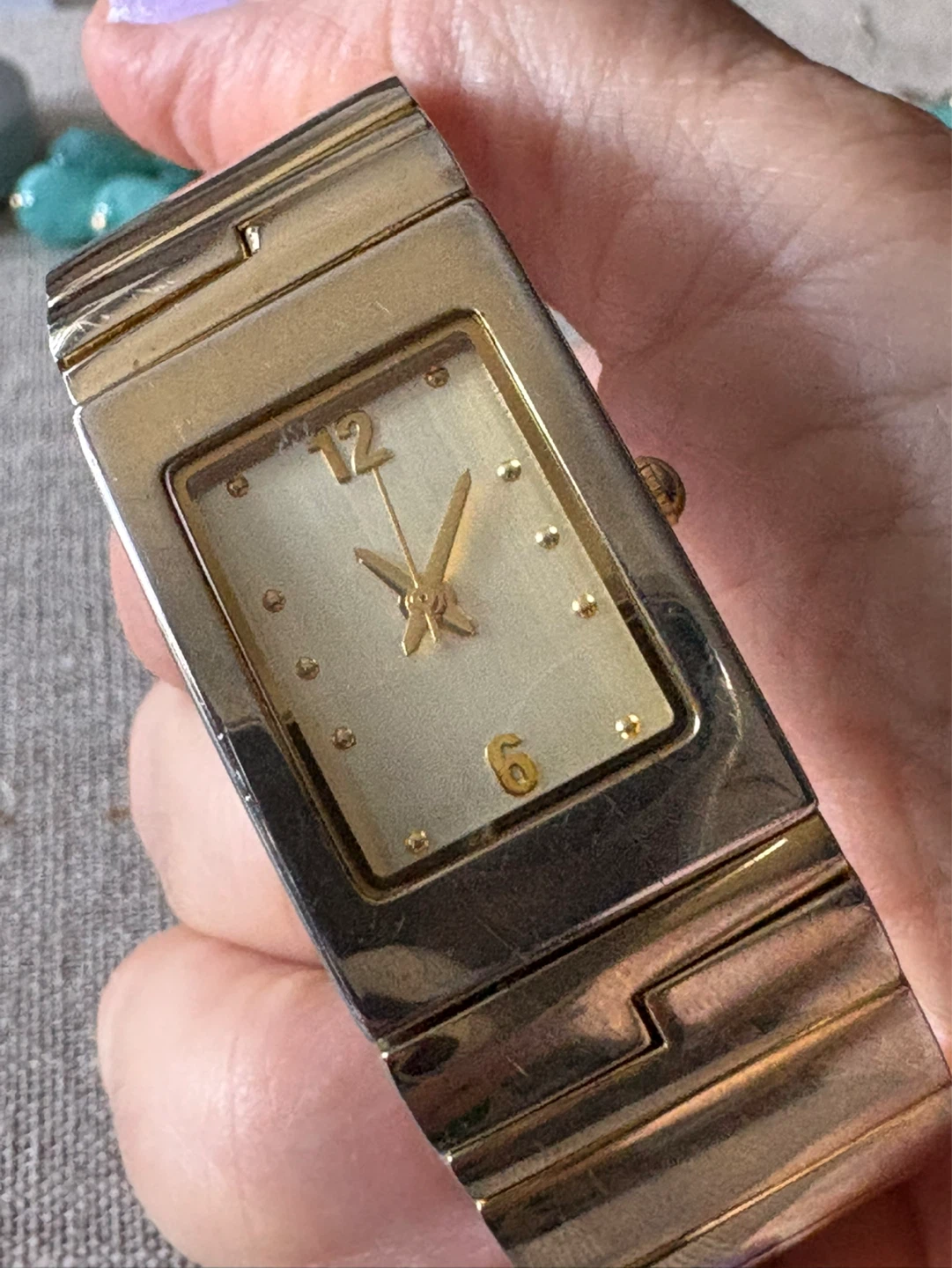Gold Tone cuff Watch, vintage - photo 3