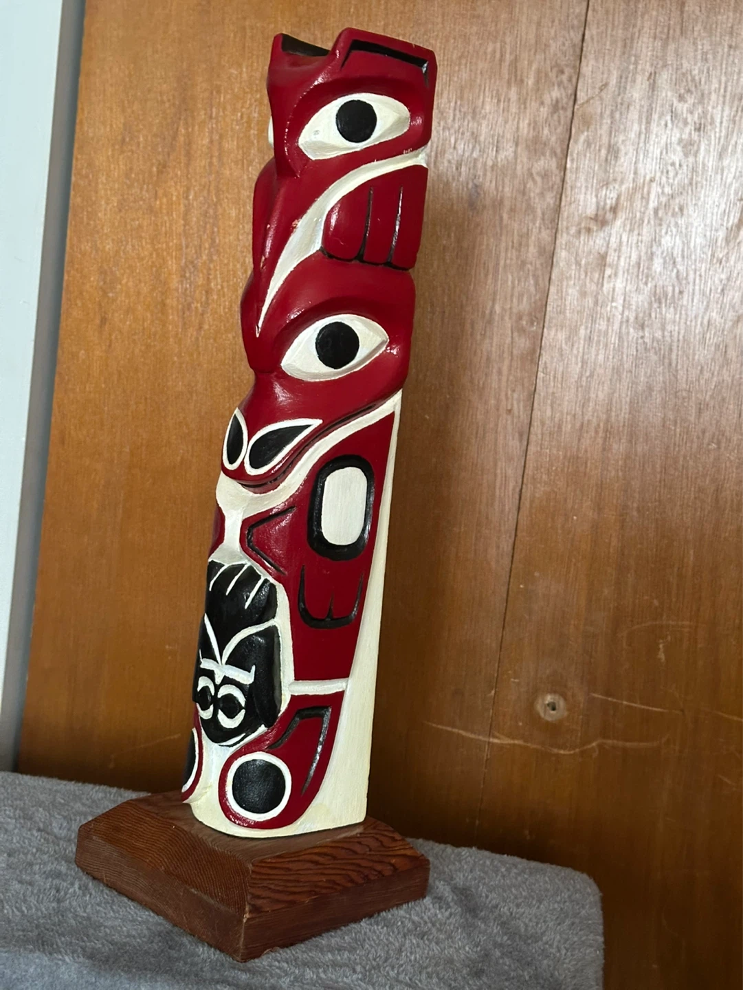 Signed 1998 Cedar Haida Totem Pole…. Possibly Garner Moody - photo 2