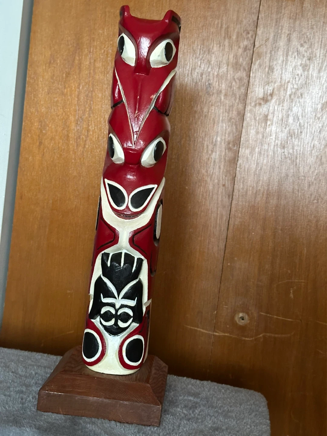 Signed 1998 Cedar Haida Totem Pole…. Possibly Garner Moody