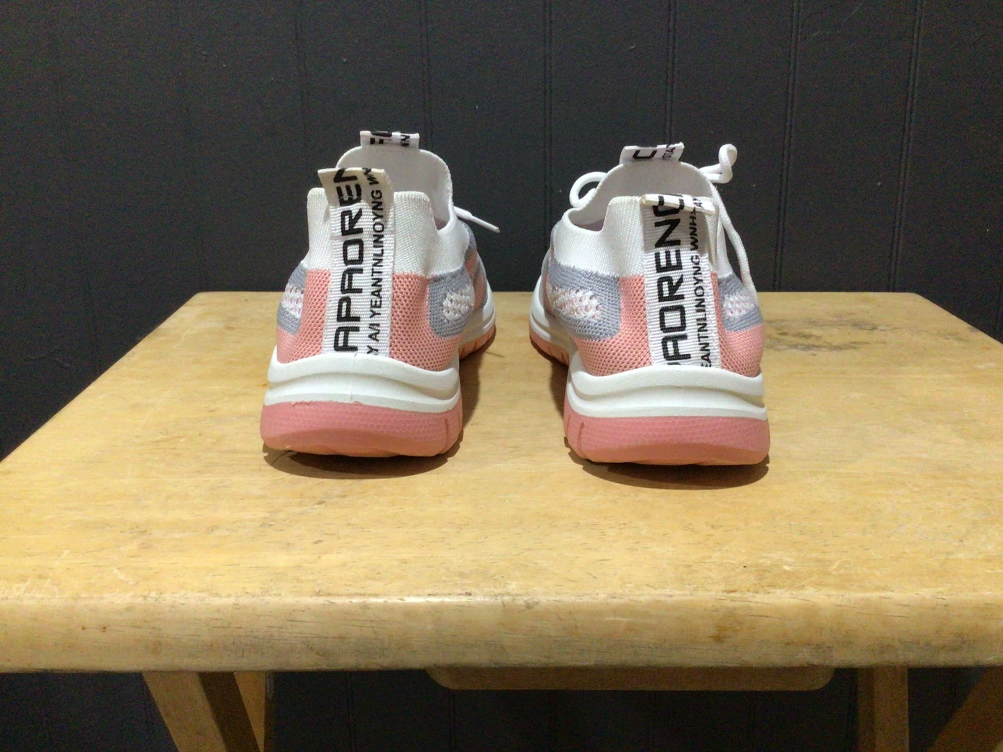 Women’s gym shoes - photo 3