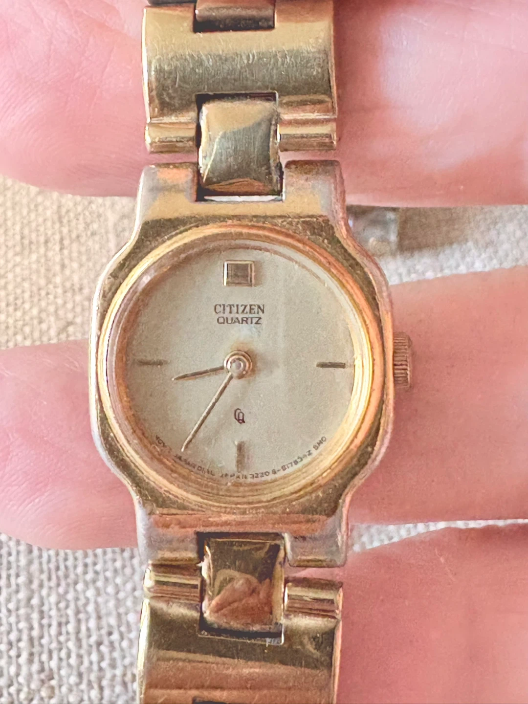 Vintage Citizen Quartz Watch - Gold Tone