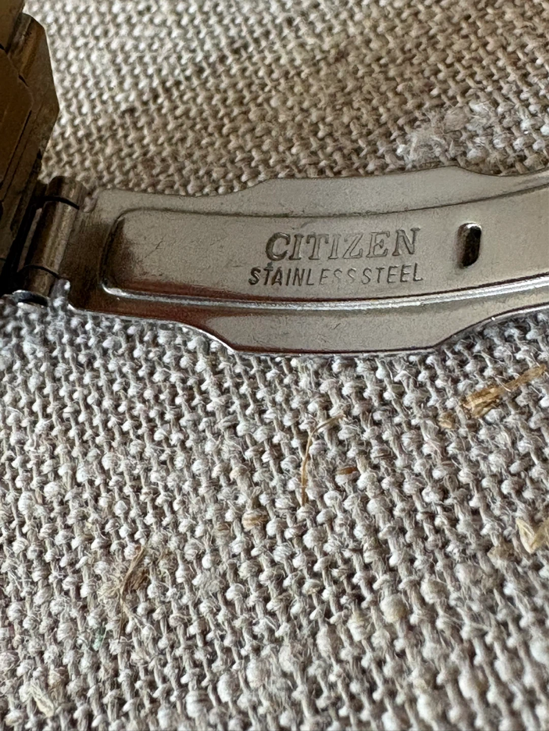 Vintage Citizen Quartz Watch - Gold Tone - photo 5
