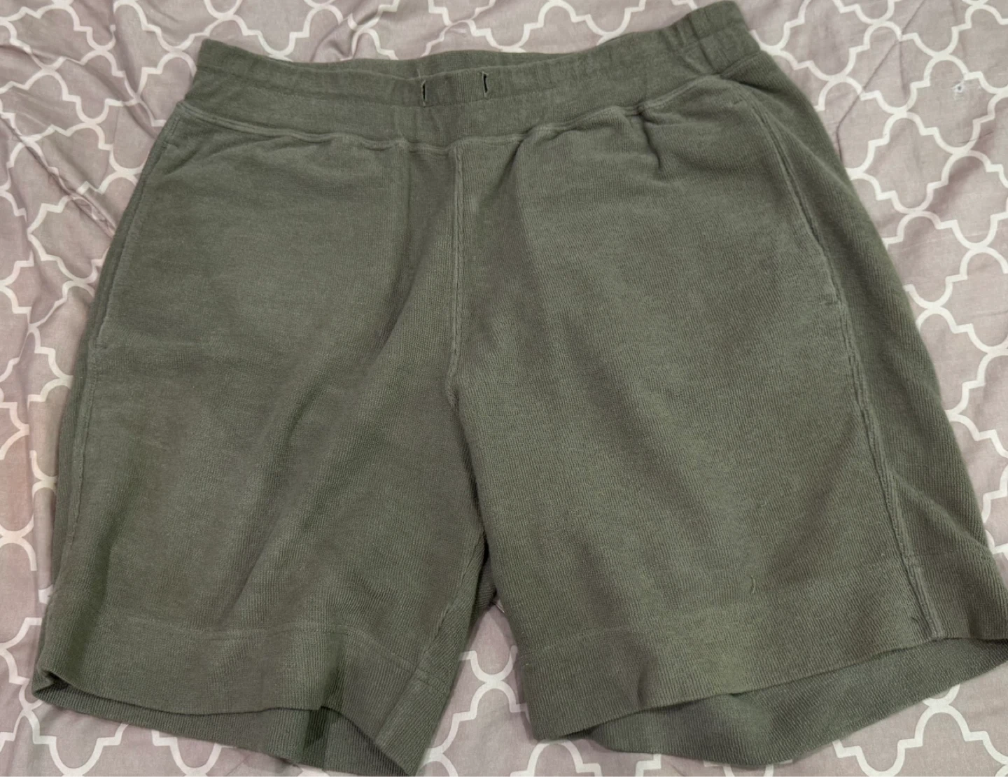 Theory men’s shorts