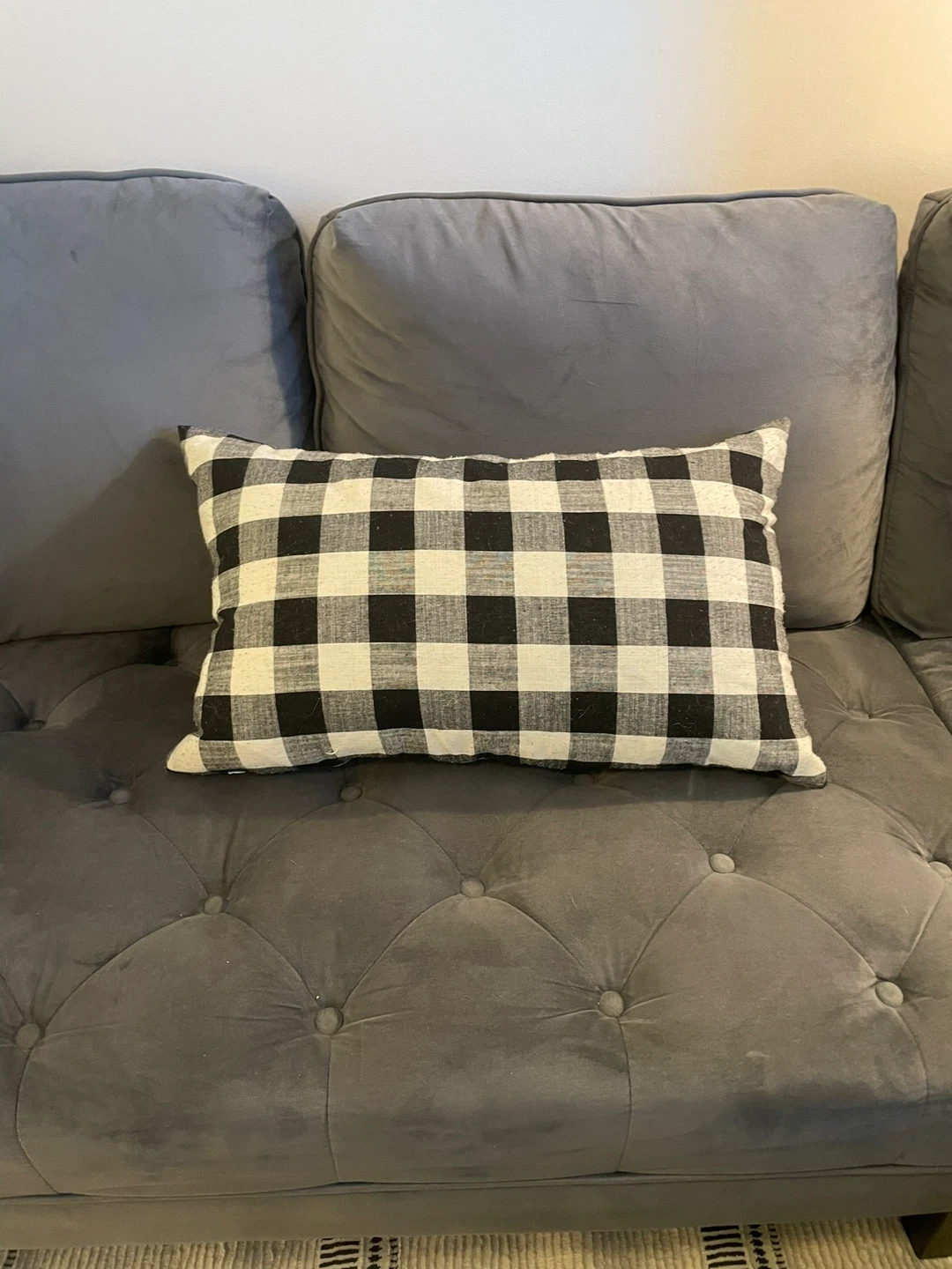 Throw Pillows & Blanket - photo 4